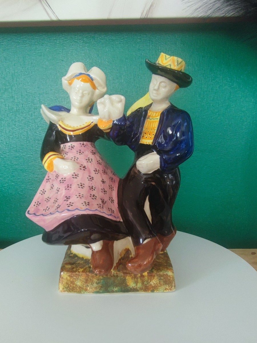 Faïence HB Quimper, couple de danseurs